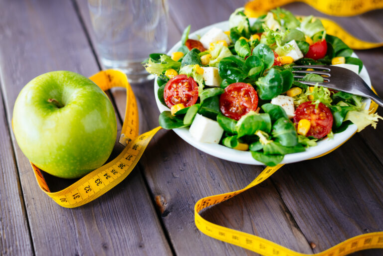 Cardápio saudável para perder peso: receitas práticas e nutritivas